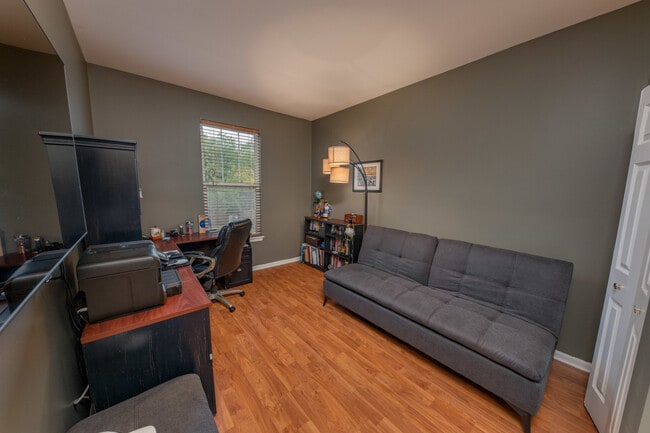 Building Photo - 2192 Fescue Dr