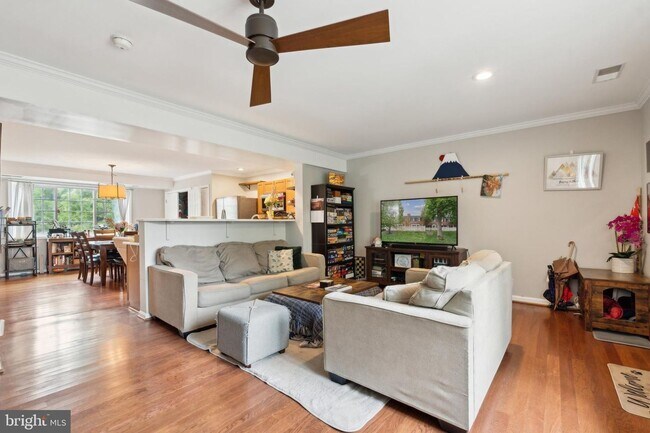 Building Photo - Welcome to this beautifully updated three ...