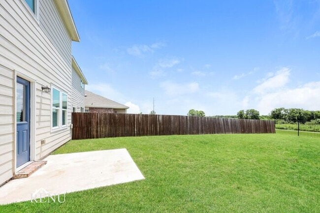 Building Photo - 6602 Charleston Dr