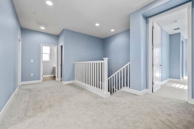 Building Photo - Stunning 4 Bedroom in the Dunes - Available for showings March 2nd