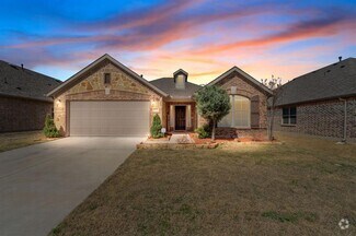 Building Photo - 1813 Ranch Trail Rd