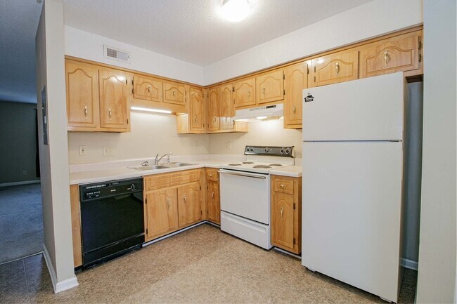 Building Photo - 3279 Tower Dr