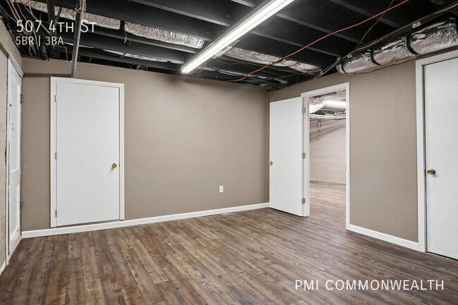 Building Photo - 507 4th St