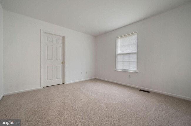 Building Photo - 175 Alton Ave