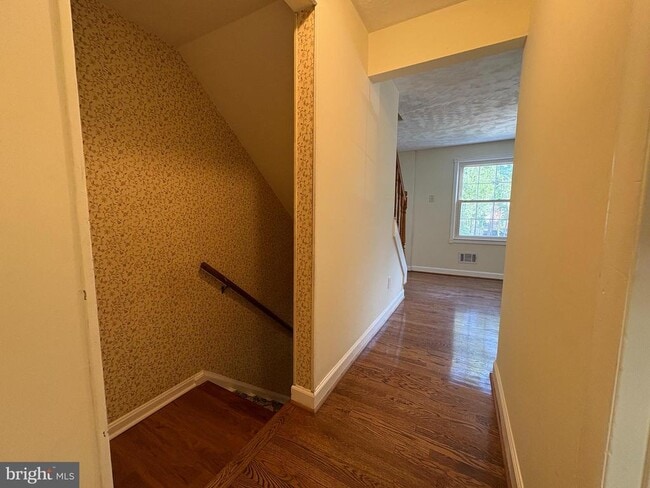 Building Photo - 4513 Squiredale Square