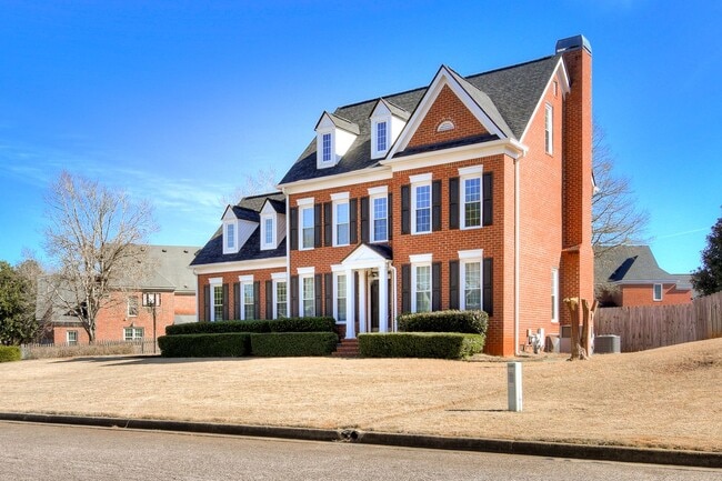 Building Photo - Large 3 Story Home in Evans!