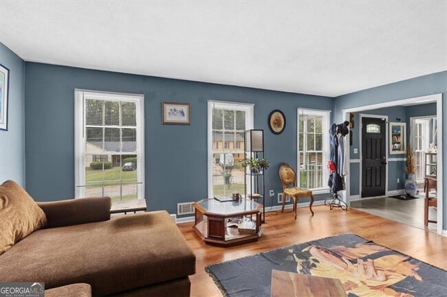 Building Photo - 661 Bantry Ln