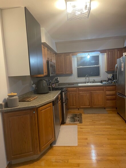 Building Photo - 1828 Beech St