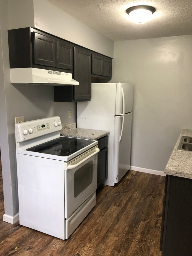 Interior Photo - Stratford Arms