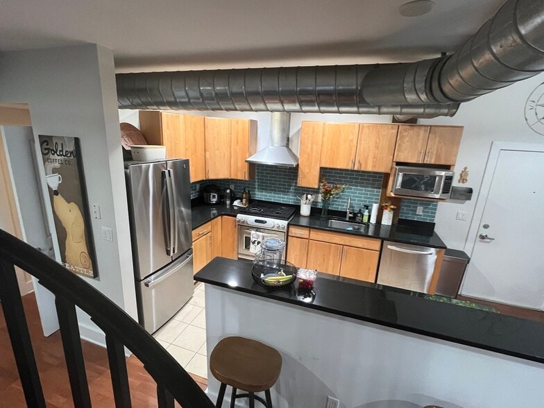 Building Photo - 4 Powder Mill Sq