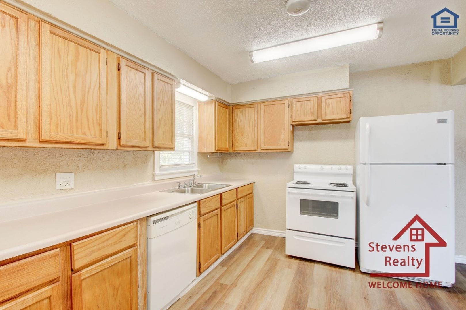 Building Photo - 2611 SW Evans Ave