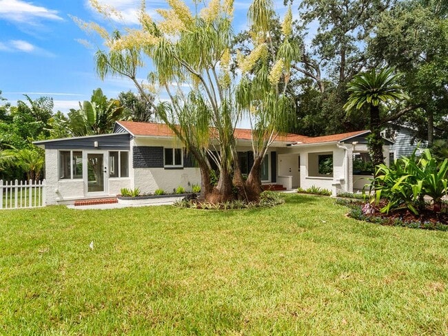 Primary Photo - 1381 Canterbury Rd