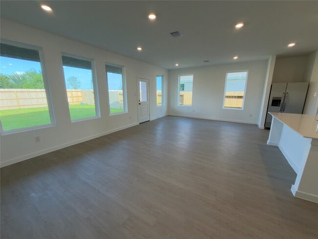 Building Photo - 7919 Evening Emerald Dr