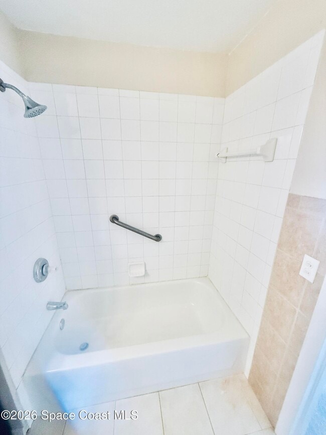 Building Photo - 1810 Long Iron Dr