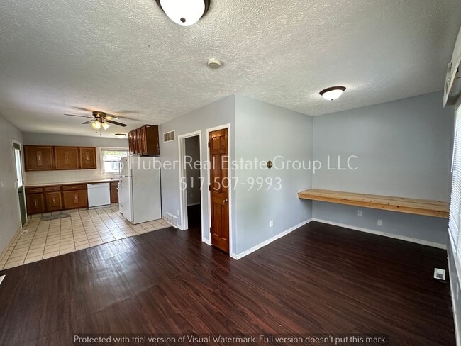 Building Photo - 307 Astor Ave