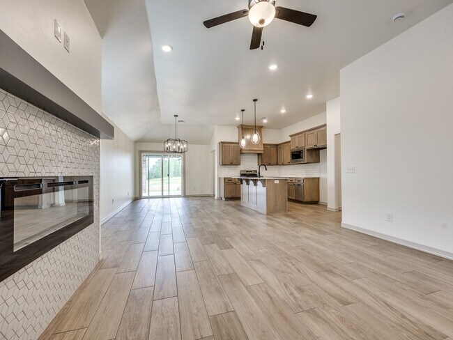 Building Photo - 4265 Overlook Pass