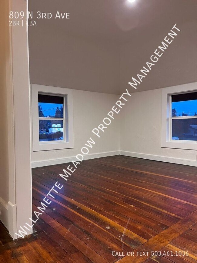 Building Photo - 809 N 3rd Ave
