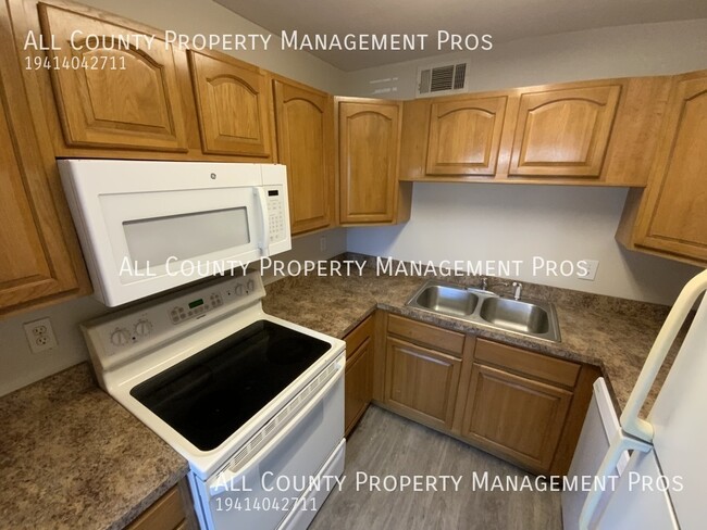 Building Photo - 4800 Rilma Ave