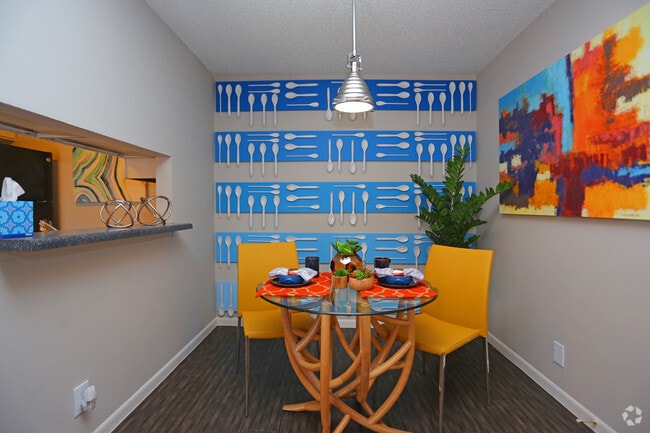 Interior Photo - Vivid