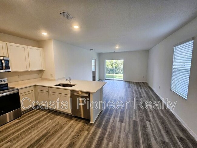 Building Photo - 32520 Weathered Oak Dr