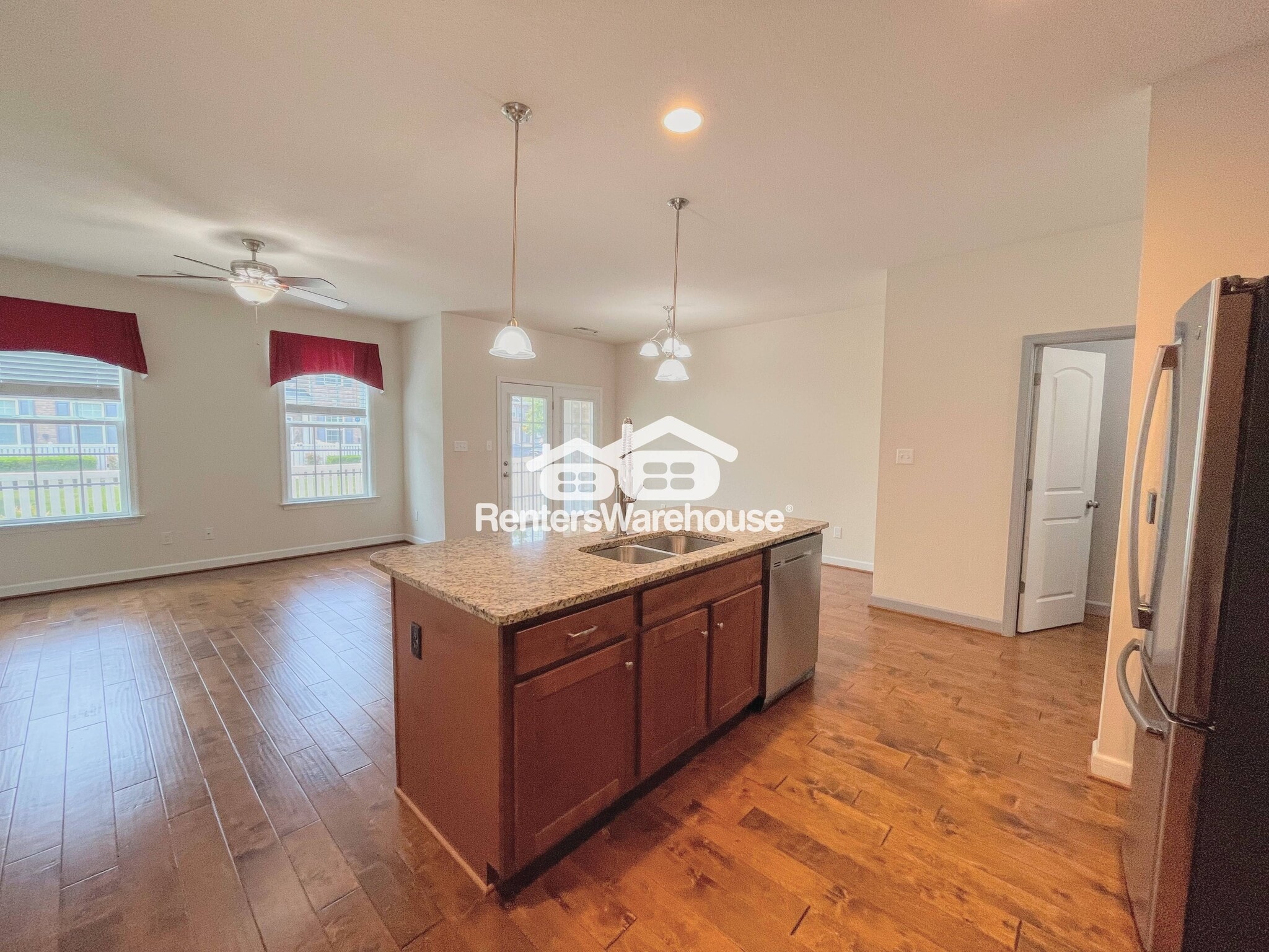 Building Photo - 1128 Winsford Ln