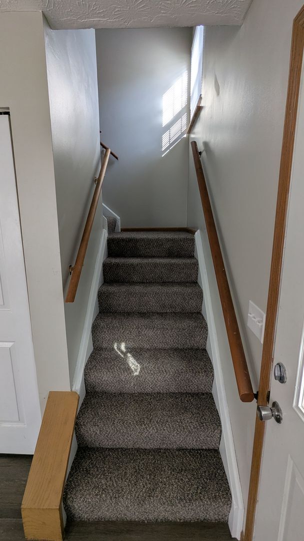 Building Photo - MN Cedar Village (859)