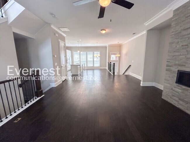 Building Photo - Luxury Living at its Finest: Stunning 3-Bedroom Townhouse in Townsend at Lenox Park / No Pets All...