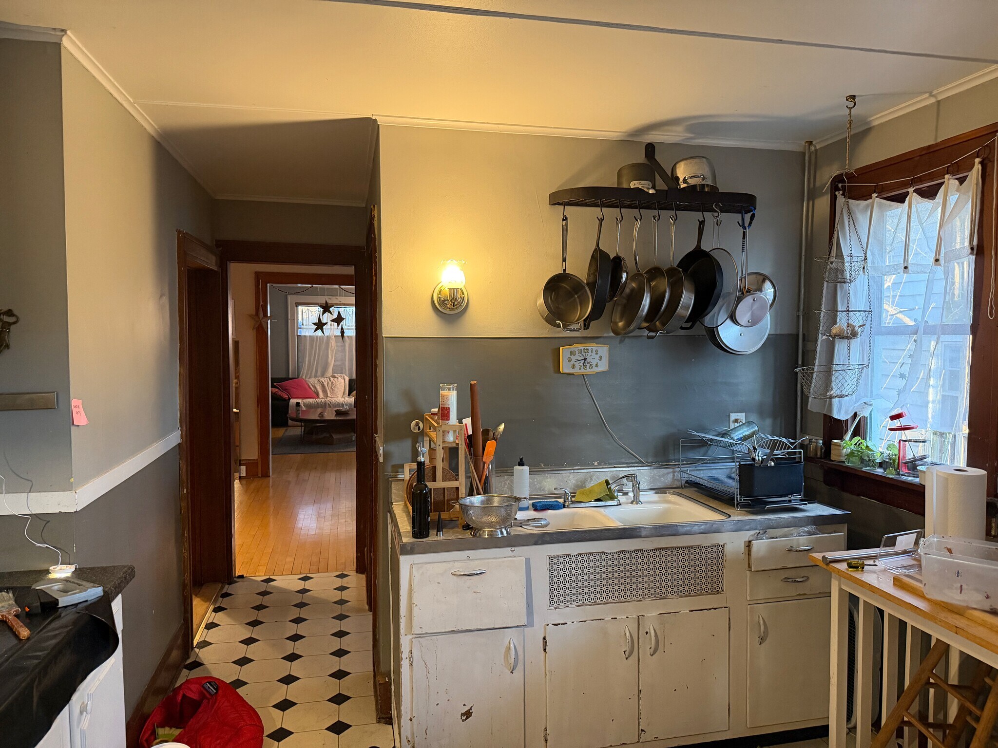 Building Photo - 289 S Winooski Ave