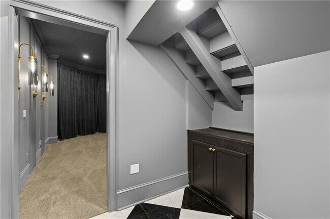 Building Photo - 5390 Harrowood Ln NW