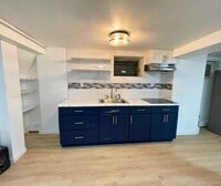 Building Photo - 113-33 204th St