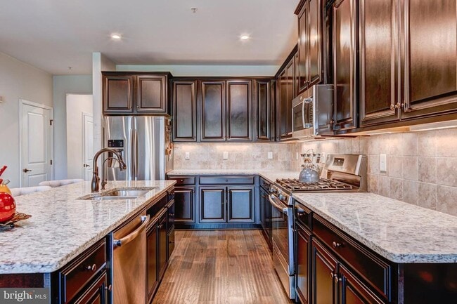 Building Photo - 157 Mulberry Dr