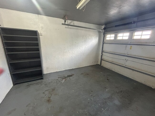 Building Photo - 13461 Fifth Street