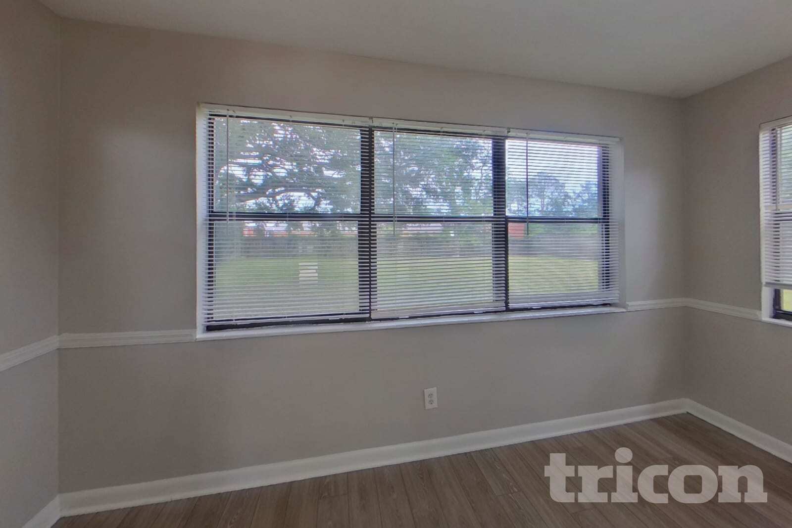 Building Photo - 2703 Arlex Dr E