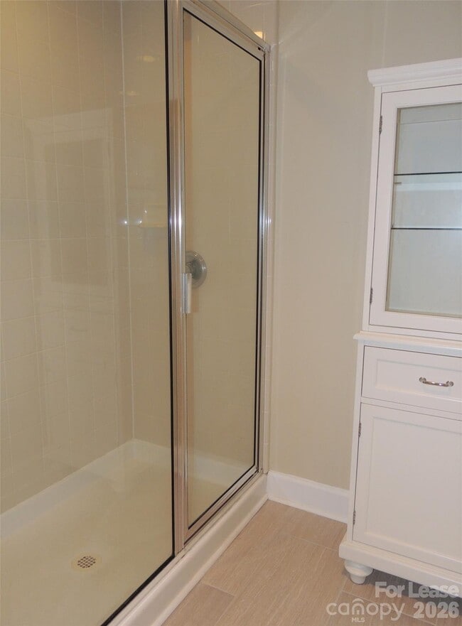 Building Photo - 1320 Fillmore Ave