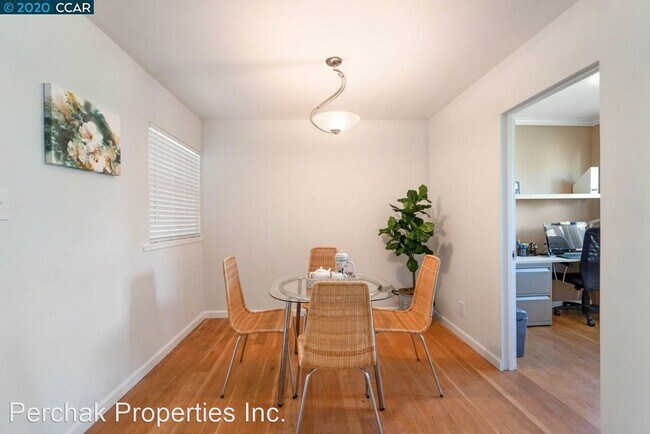 Building Photo - 2 br, 1 bath House - 1680 La Bonita