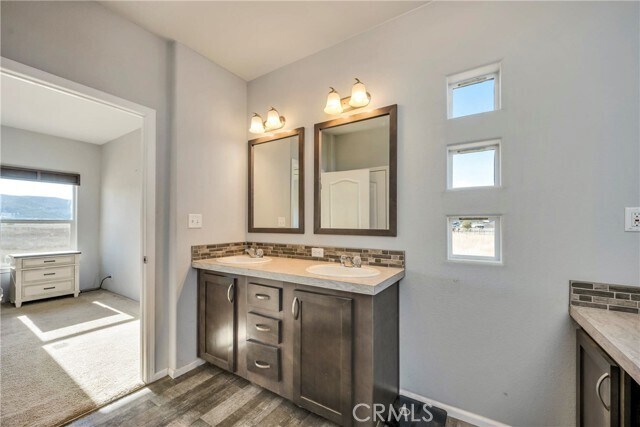 Building Photo - 18808 Grange Rd