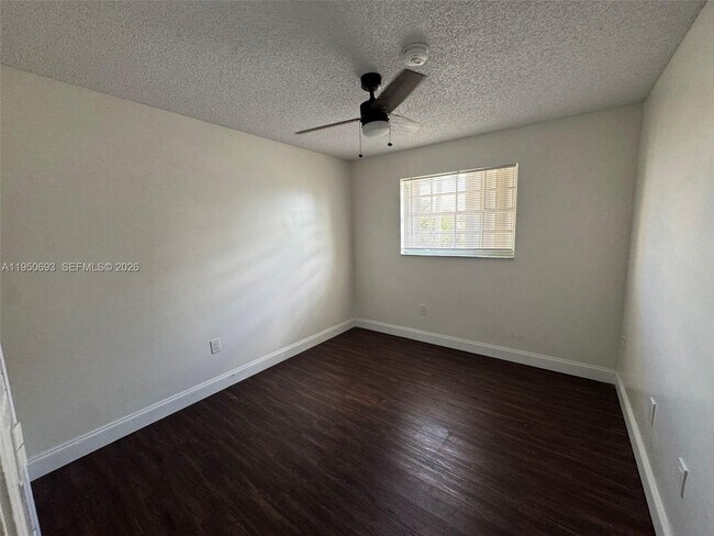 Building Photo - 6255 SW 129th Pl