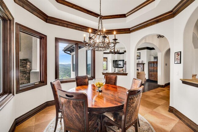 Building Photo - 1710 Mt Larson Rd