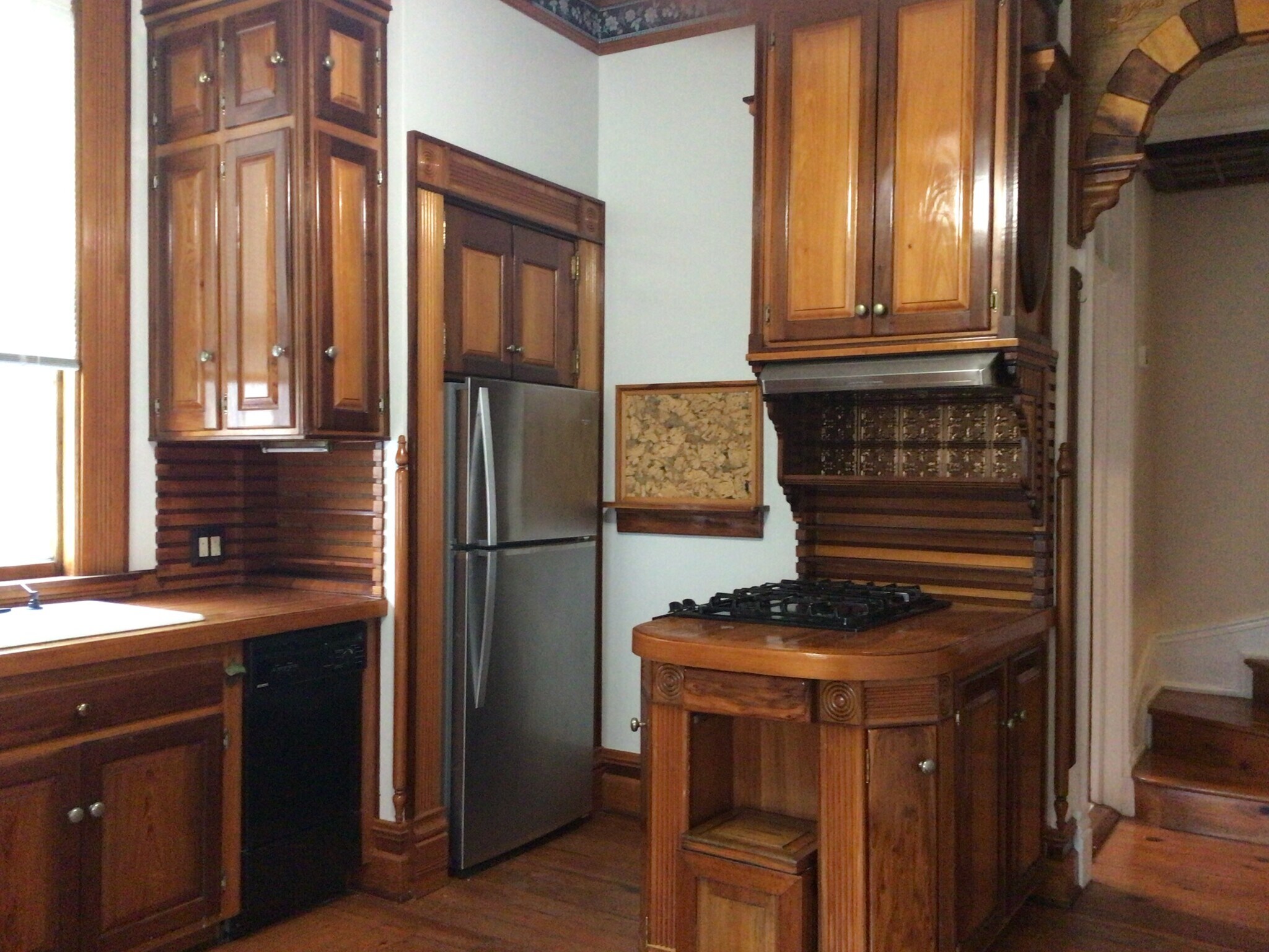 Building Photo - 519 Lowerline St