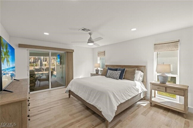 Primary Photo - 6822 Griffin Blvd