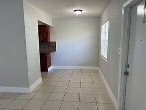 Building Photo - 3071 NW 43rd St