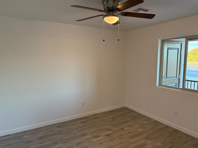 Building Photo - 287 S Avenue A