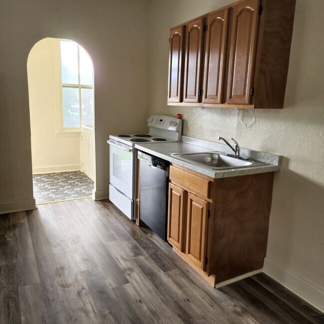 Primary Photo - Spacious 3 Bed 1 Bath Home in York Haven, PA!