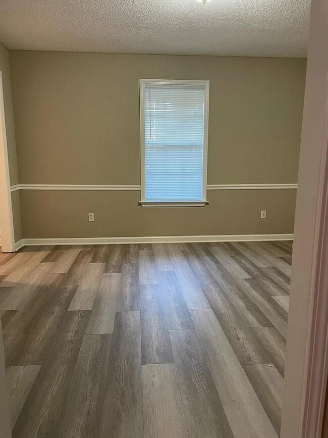 Building Photo - 1335 Milestone Cir