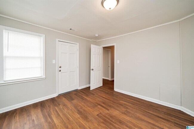 Building Photo - 2810 20th St