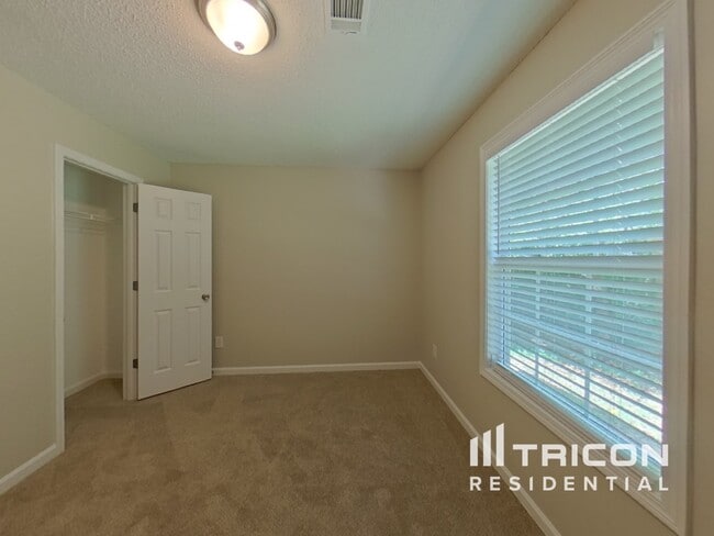 Building Photo - 152 Mayweather Dr