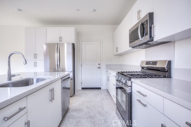 Building Photo - 15812 Caterpillar Dr