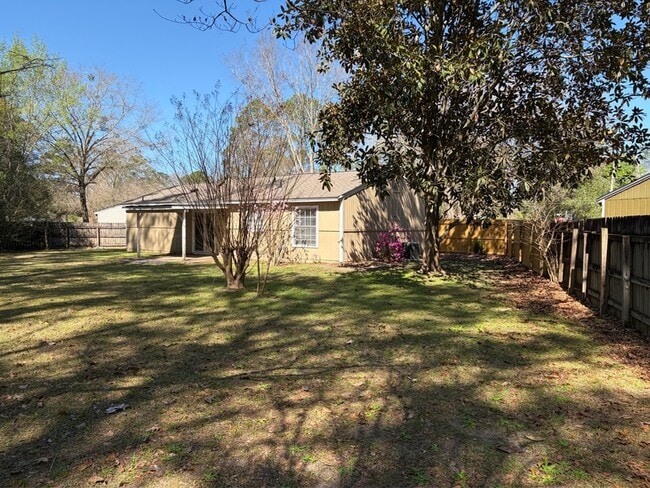 Building Photo - 2913 Riddle Ct