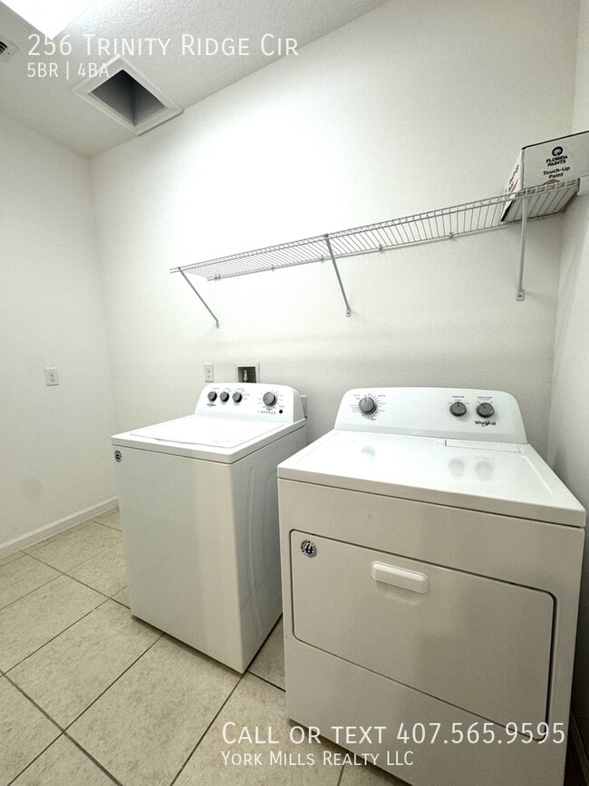 Building Photo - 256 Trinity Ridge Cir