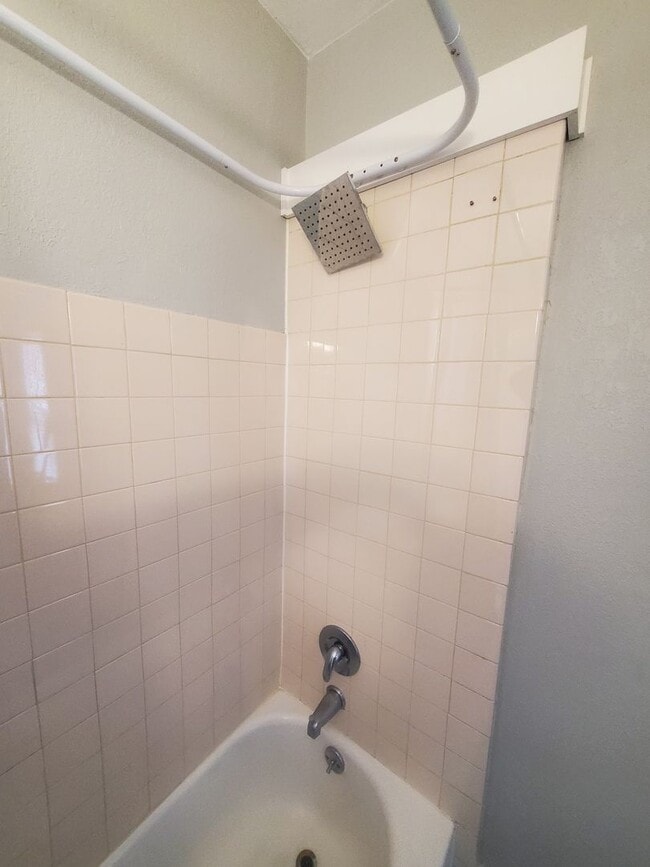 Building Photo - 2867 N Fratney St